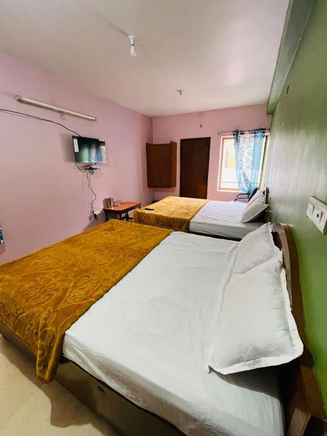 Hotel Nakshatra Ooty Exteriér fotografie